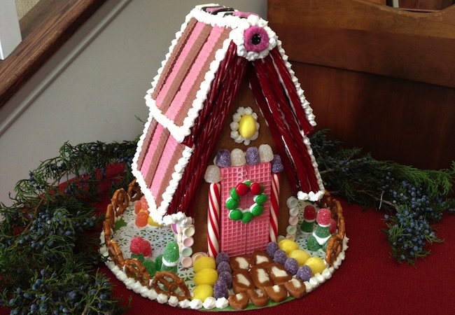 complete How to Make a Gingerbread House - Complete