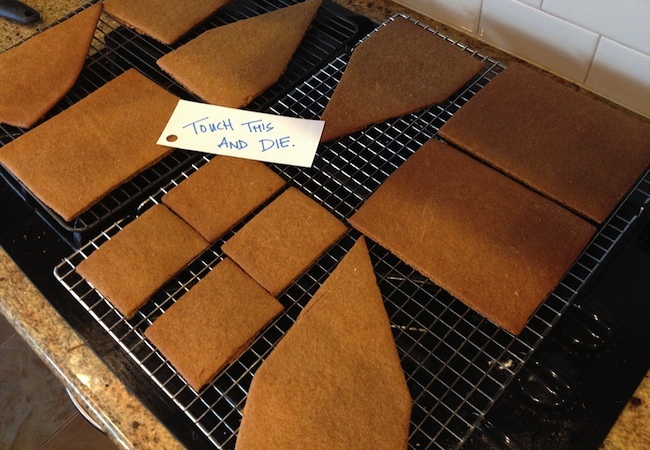 cooling How to Make a Gingerbread House - Cooling