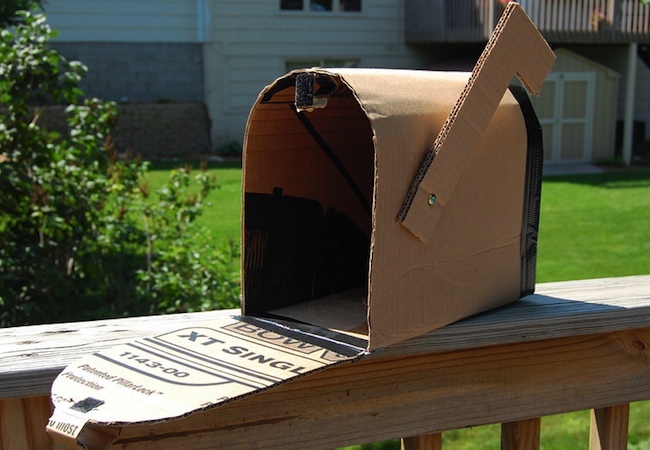 mailbox DIY Cardboard Projects - Mailbox