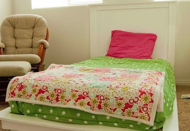 copy DIY Platform Bed - Copy