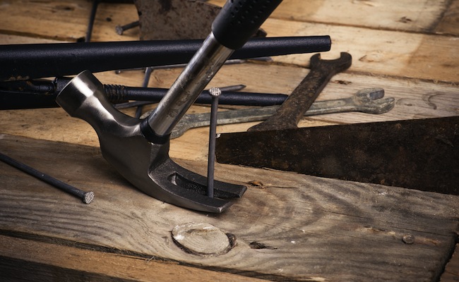 pulling-nails Pulling Nails
