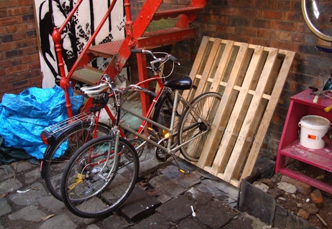 pallets DIY Bike Rack - Pallets
