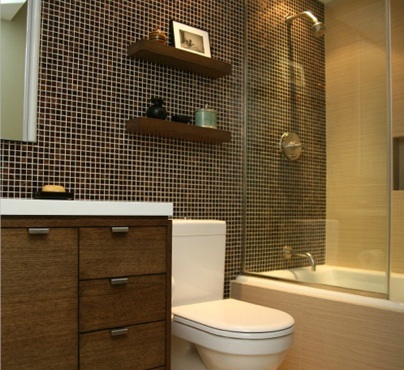 Designer Tips to Maximize Small Bathroom Design