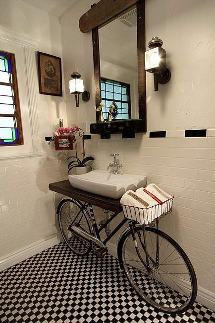 diy-old-bicycles-apartment-therapy DIY Old Bicycles - Apartment Therapy