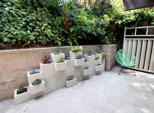 diy-with-cinder-blocks DIY with Cinder Blocks