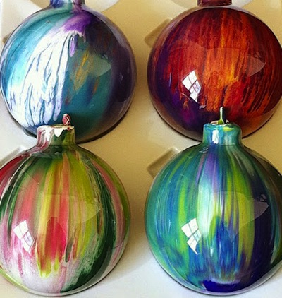 DIY Acrylic Paint Ornaments
