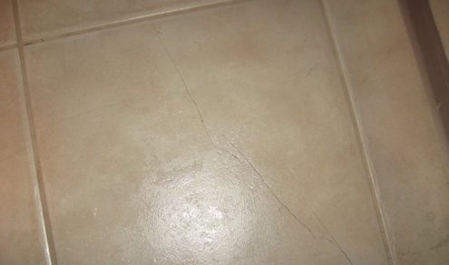 lay-ceramic-tile-cracked Lay Ceramic Tile - Cracked Tile