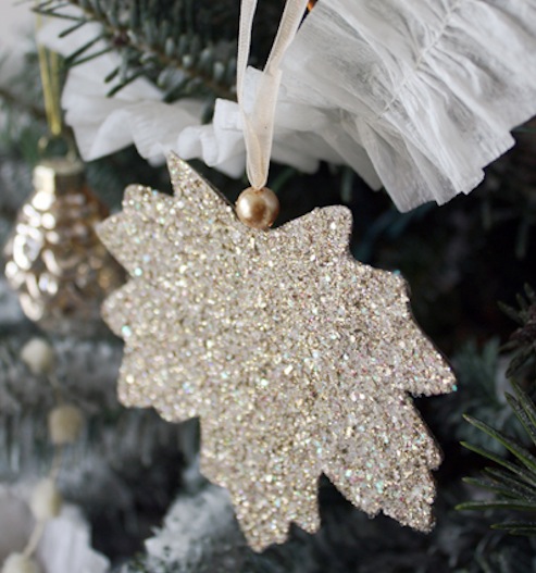 DIY Glitter Ornaments 