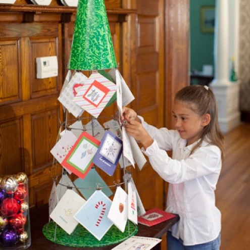 Tomato Cage Christmas Card Display Christmas Card Display - Tomato Cage