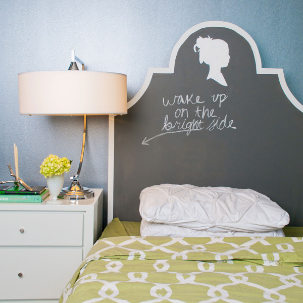 chalkboard-paint-diy-headboard Chalkboard Paint DIY - Headboard
