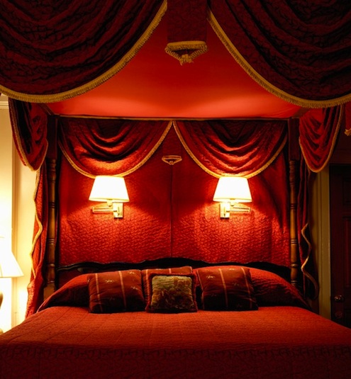 red-bedroom red-bedroom