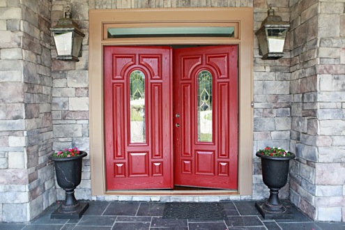 red-decor-front-door Red Decor - Front Door