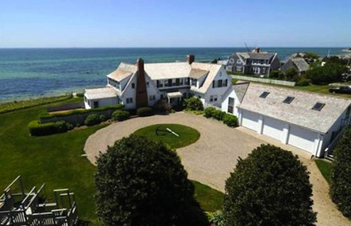 taylor-swift-sells-her-cape-cod-abode Taylor Swift Sells Her Cape Cod Abode