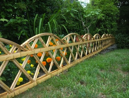 fencing Landscaping with Bamboo - Fencing
