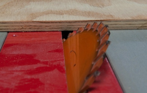table-saw-tilt How to Make a Mitered Corner - Table Saw Tilt