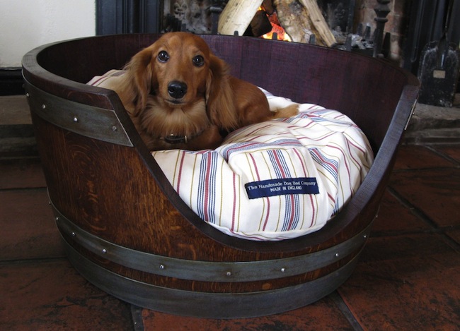 pet-bed Wine Barrel DIY - Pet Bed