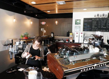 Houndstooth Coffee
