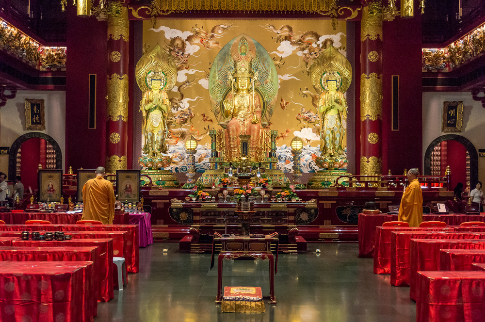 Buddha Tooth Relic Temple with monks_370401284