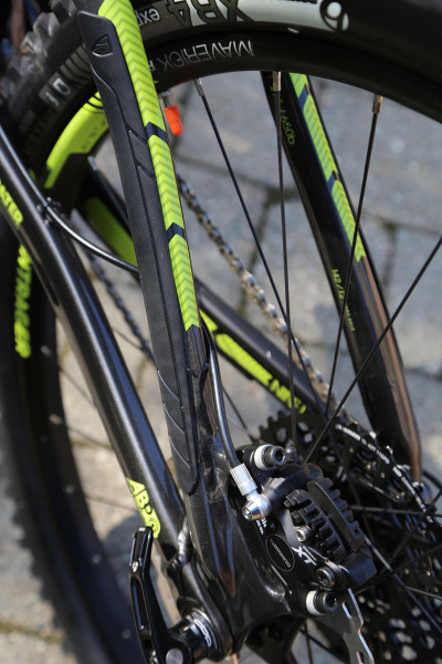 First Look: The Trek Slash Goes Carbon 