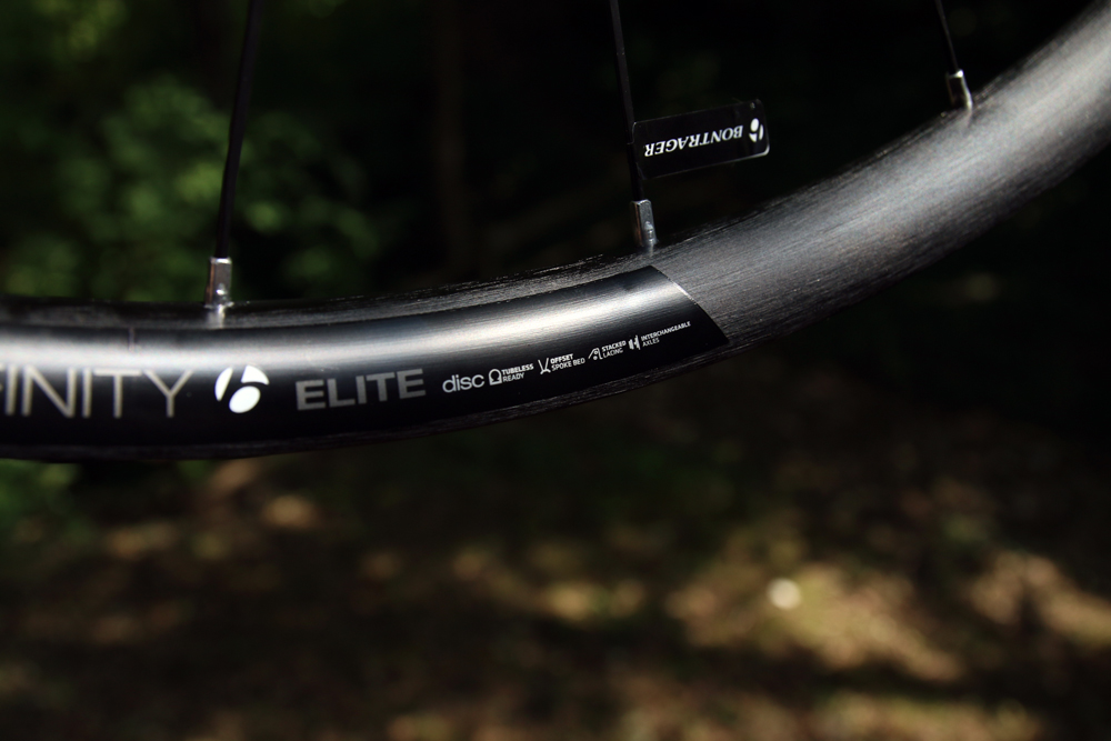 Bontrager Affinity Elite TLR Road 