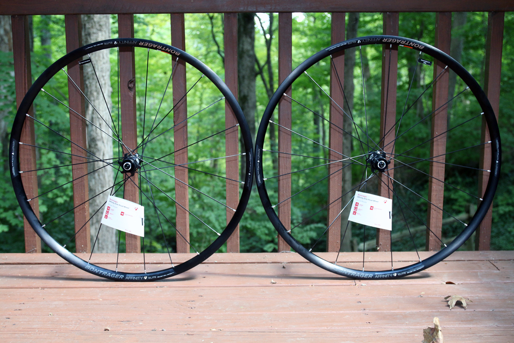 Bontrager Affinity Elite TLR Road 