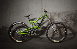 YT Industries Releases Carbon TUES CF 