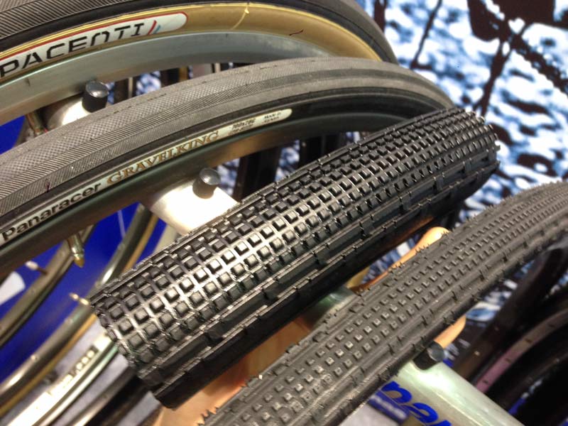 TPE15 Panaracer readying road tubeless, prototype gravel road tires