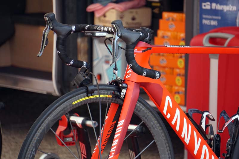 IAM Cycling Scott road bikes 