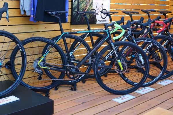 SOC16: 2017 Focus Mares CX cyclocross 