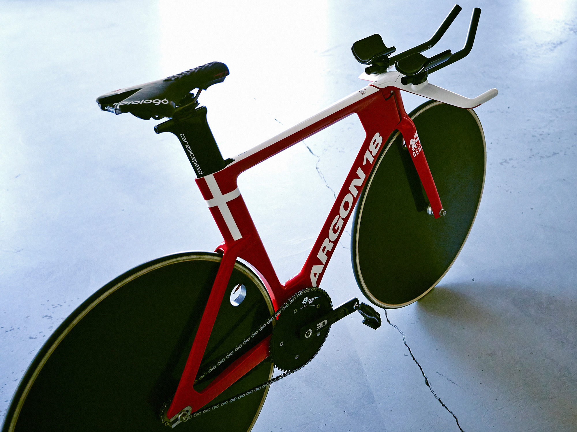 New Argon Electron Pro debuts sharp 