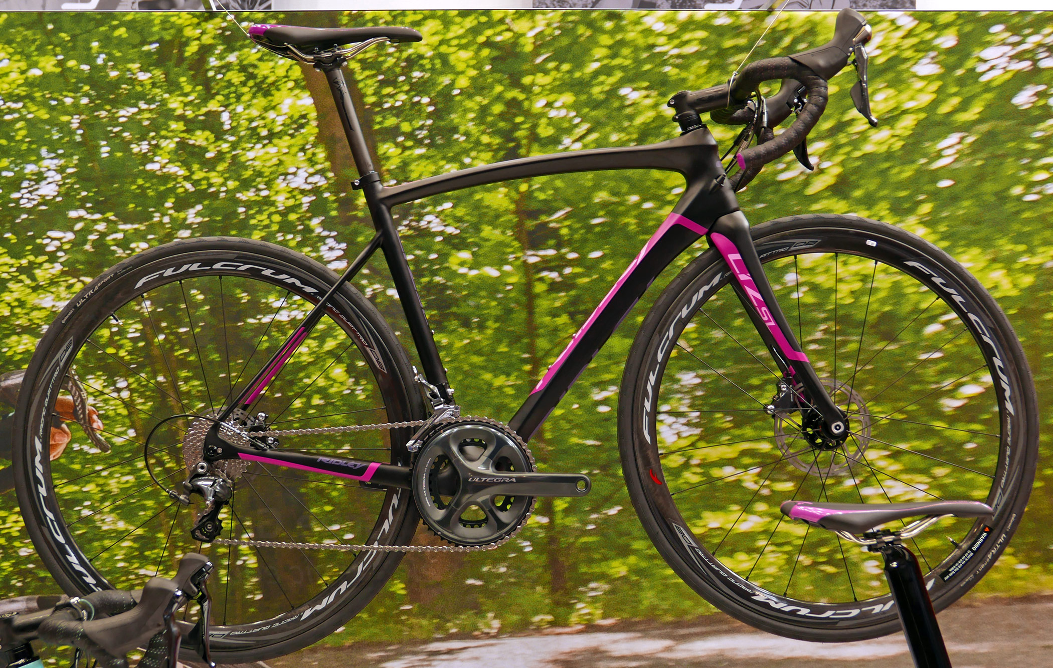 Ridley introduces new premium race bike 