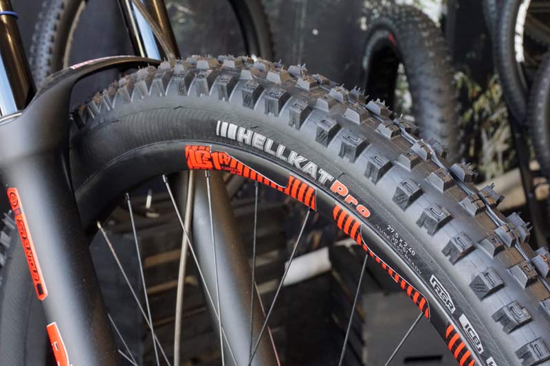 new Kenda Hellkat Pro, Helldiver Pro 