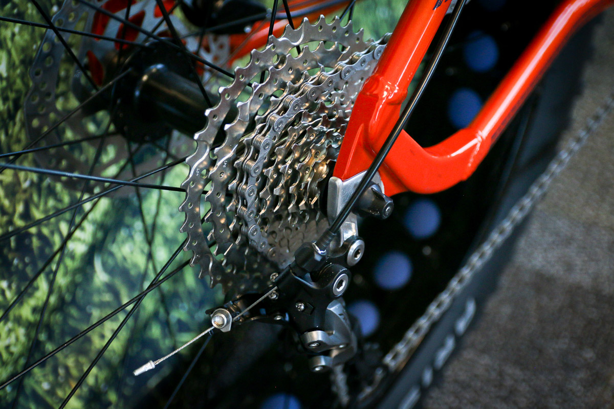 Mongoose Guide Adventure bike 