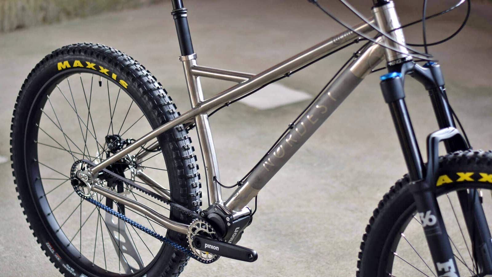 27.5+ hardtail mountain bike 
