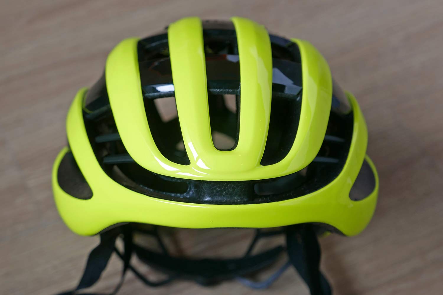 Abus AirBreaker road helmet blends aero 