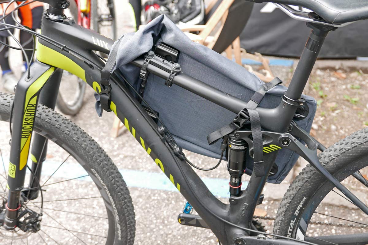 modular backpack for enduro portages 