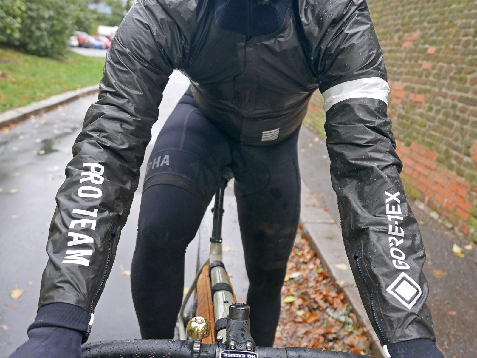 Rapha GORE-TEX Shakedry rain jackets 