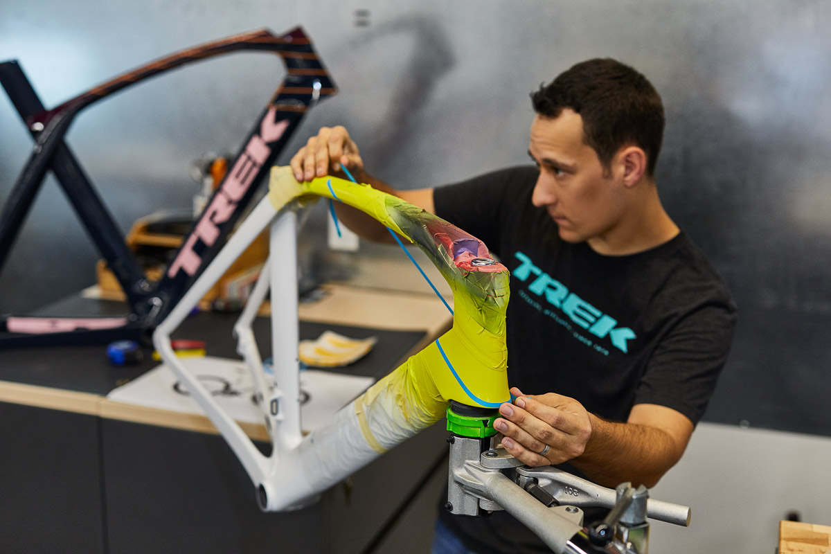 Trek paints \u0026 blings Madone SLR for UCI 