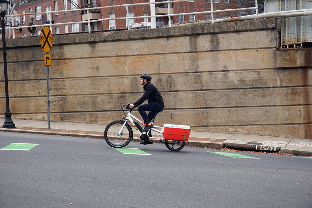 Review: Yuba Spicy Curry e-cargo bike 