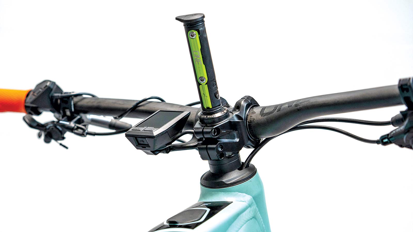 Win a Customized Christmas Focus bike 