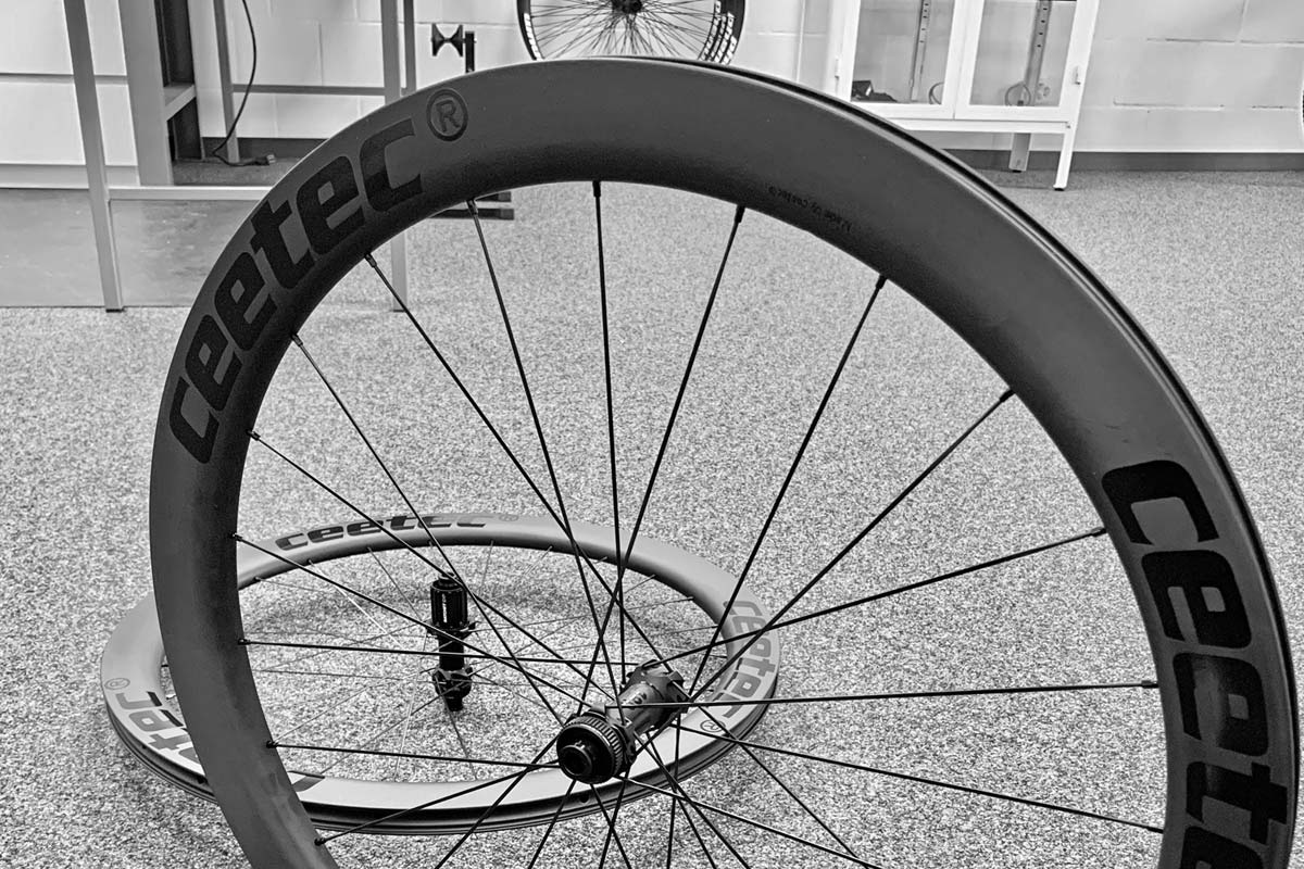 aero carbon disc brake road wheels 