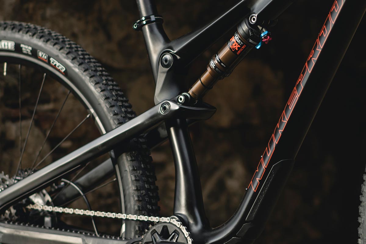 Ltd Ed Nukeproof Reactor 290 ST is a 