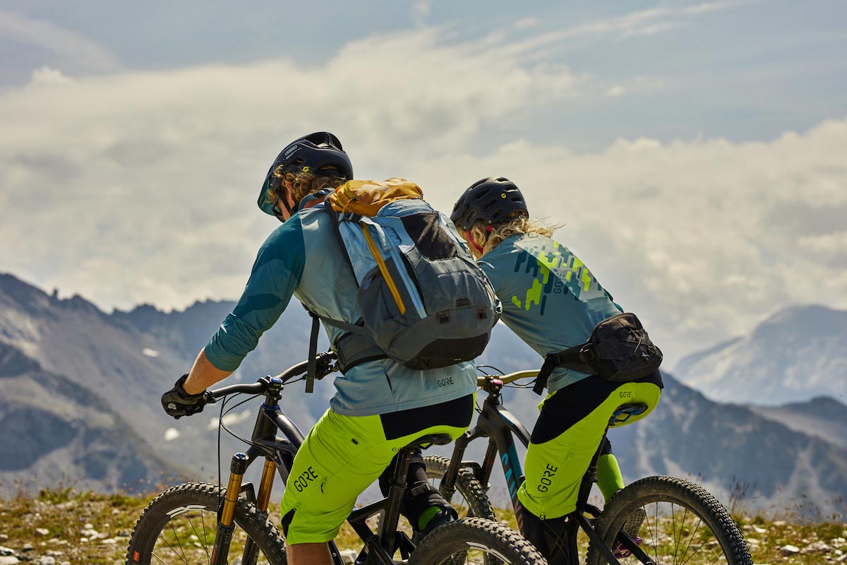 packable GORE MTB kit for April showers 