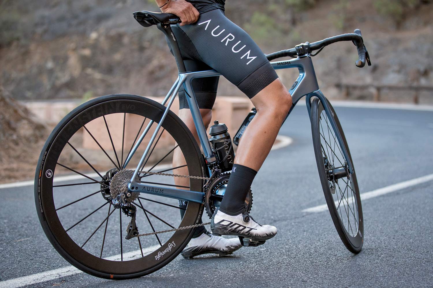 Aurum Magma road bike pulls from race 