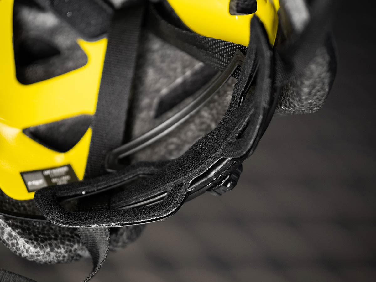 MET Mobilite cycle commuter helmet gets 