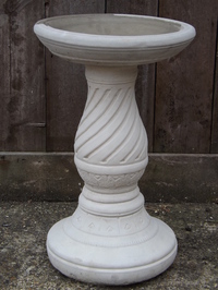 Twist Bird Bath