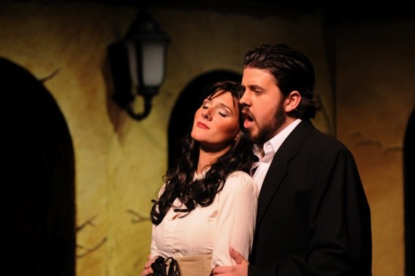 Vidal Hernando, Luisa Fernanda (with Mary-Jane Lee as Luisa Fernanda)
