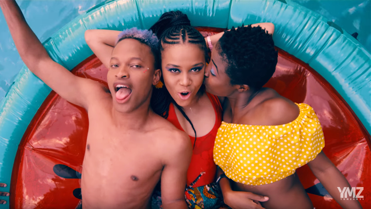 Sasha Woodman kastingida Eshakdagi pantyhose fotosurati