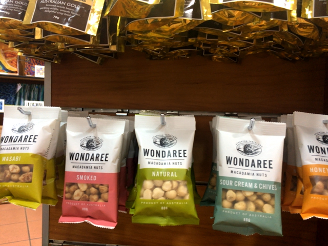 山間の小さな村でゆったりとした時間を楽しむ