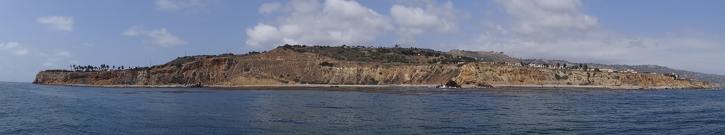 (Wide) Point Fermin is where Santa Monica Bay ends and The South Bay of LA and Long Beach begins. This side is all marine reserve. At one time, this was the most lush and vital kelp forest in California.